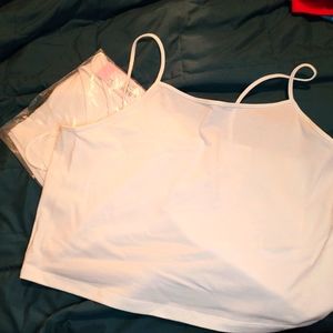 Set of 2 white cropped camis
